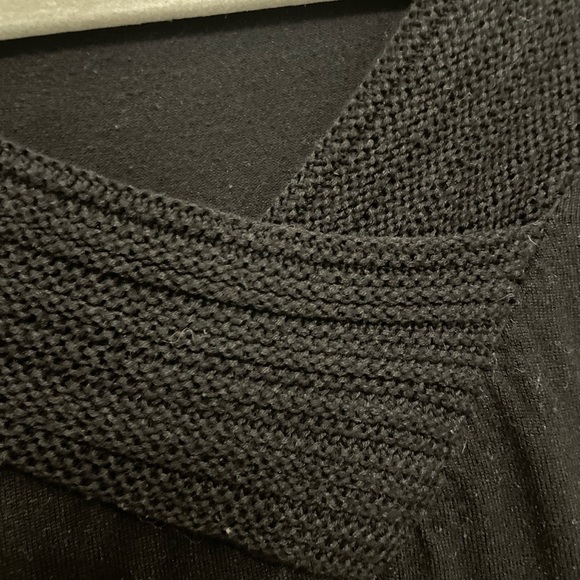 Le Chateau Black Knitwear Fitted Sweater - Picture 4 of 6